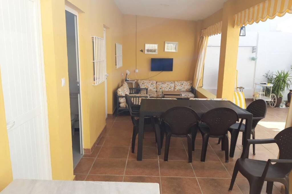 Casa A Pie De Playa, Con Patio. Zona Miramar. Villa Punta Umbría Buitenkant foto